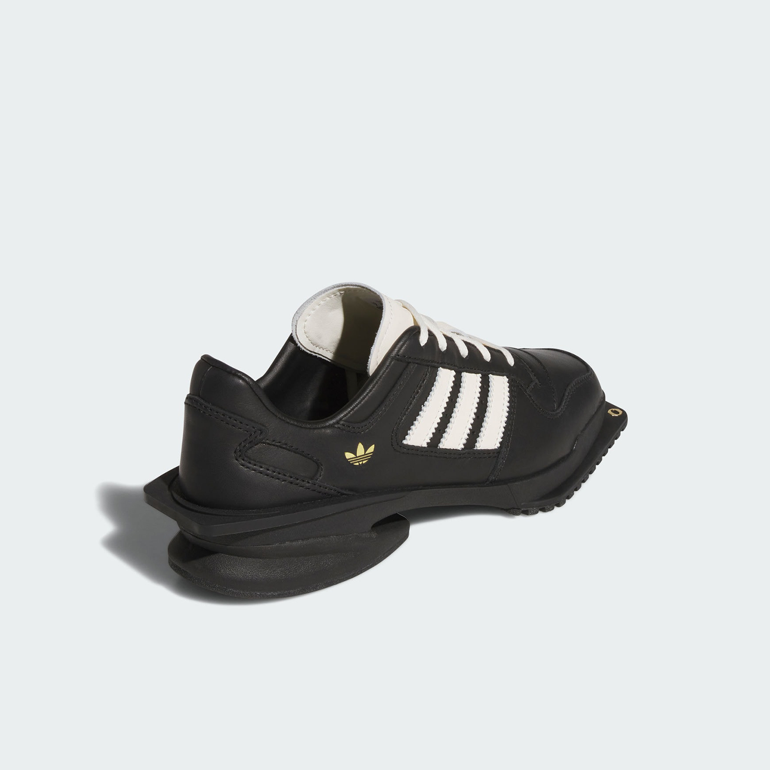アディダス オーセンティック スリーリーフ レディース クラ - Adidas Shoes Samba のレビューと価格