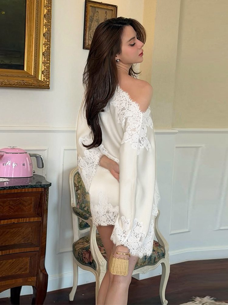 エレガントなレースパッチワークのレディースシャツスカートスー - Blouse Off Shoulder のレビューと価格