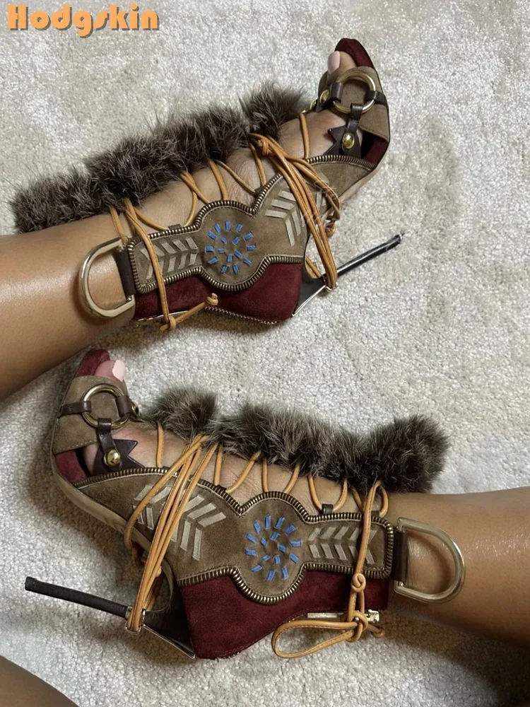 パッチワークスエードフェイクファー装飾サンダルレトロラウンド - Sandal Strappy Heeled のレビューと価格